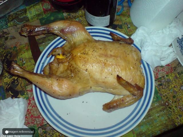 Pollo frito con tajadas